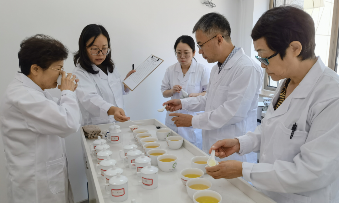 2022年茉莉花茶产品品牌推荐活动代表性产品评价环节在京成功举行