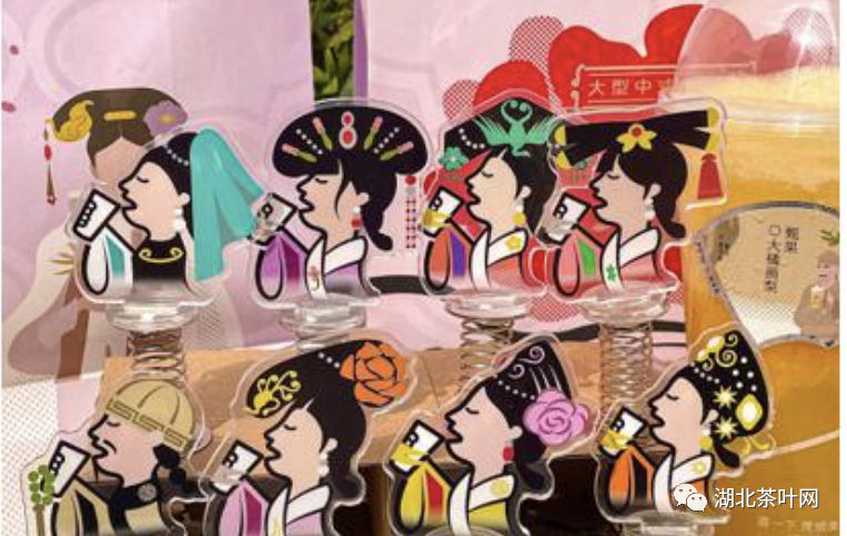 新茶饮跨界联名成风潮 谁能成为消费者手中的那一杯？